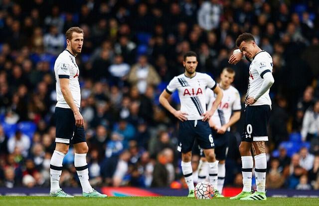 贝尔戈米盛赞法布雷加斯：他从不踢0-0的比赛，执教理念正确