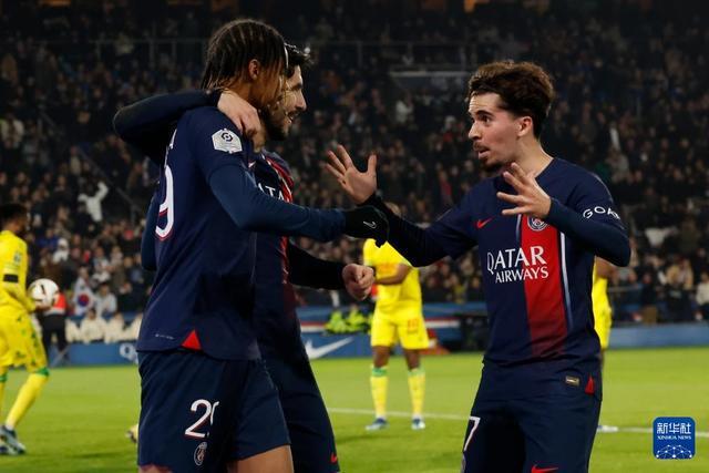 潘喜明打趣：我们训练压力比比赛大，比赛时听不见李导喊什么