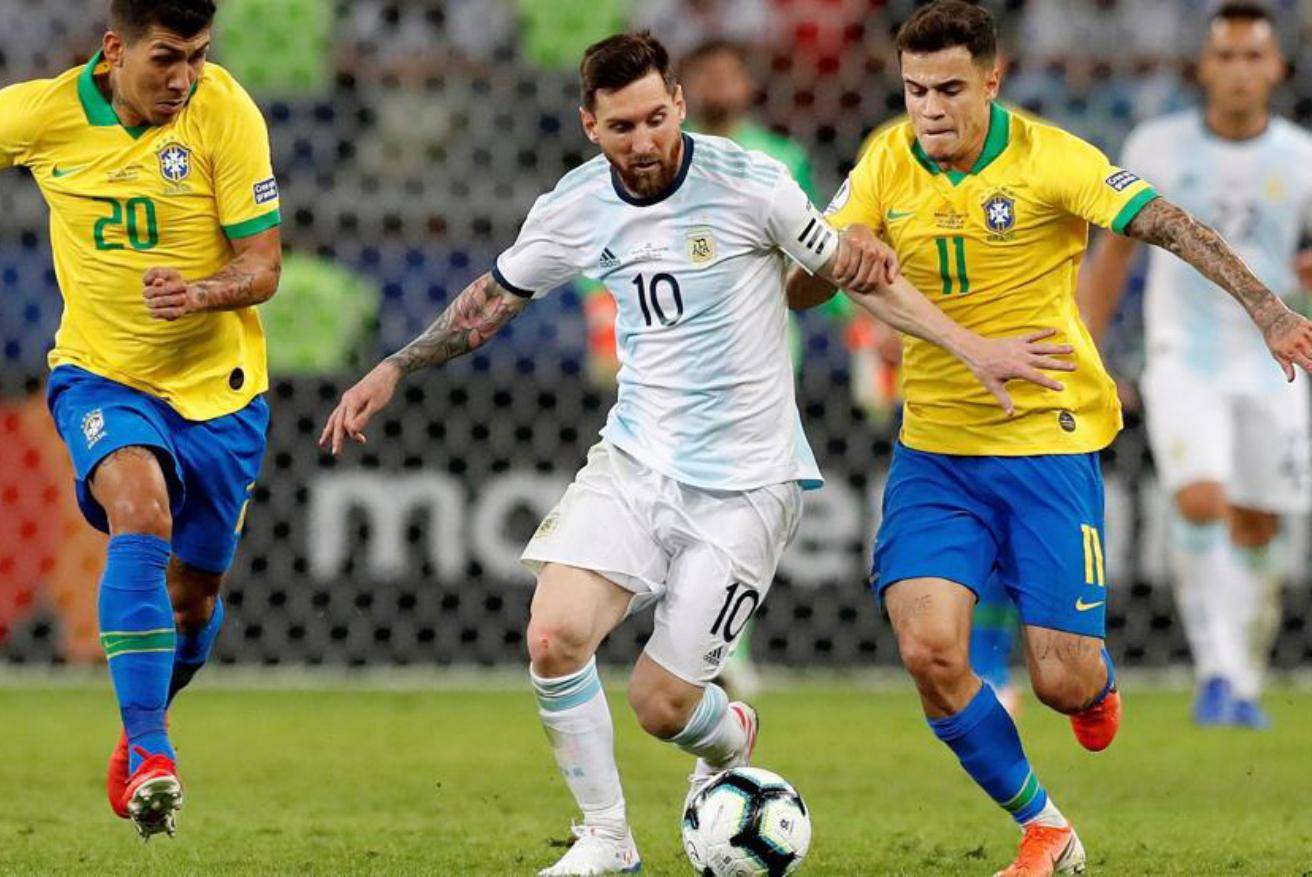 什琴斯尼迎来西甲首秀 年龄34岁283天创纪录（什琴斯尼34岁283天上演西甲处子秀，刷新纪录）