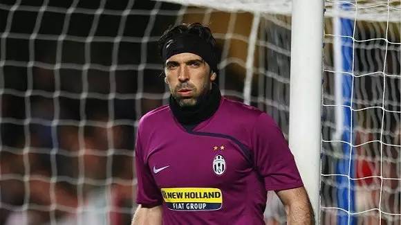 回声报记者：萨拉赫有可能想先发制人，但不会得到想要的结果