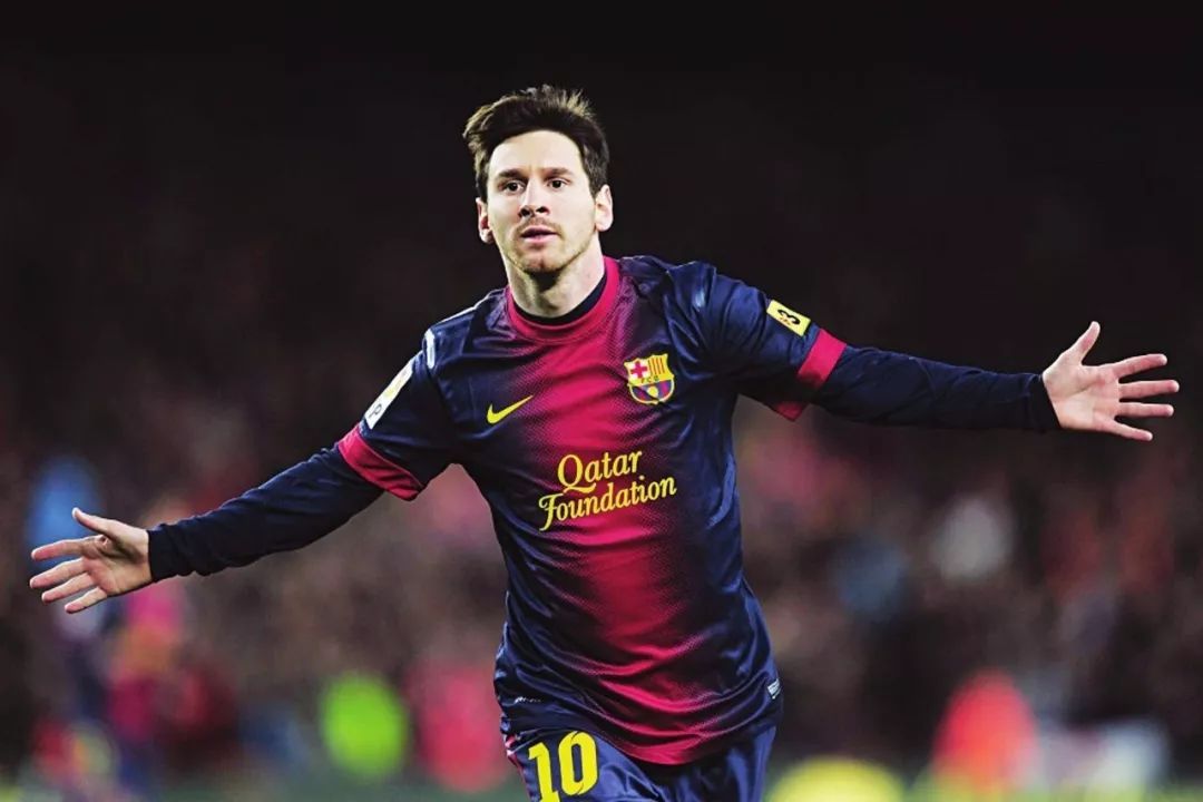 英媒：利物浦正就萨拉赫参加非洲杯时间问题，与埃及足协谈判（英媒：利物浦与埃及足协就萨拉赫出战非洲杯时间进行磋商）