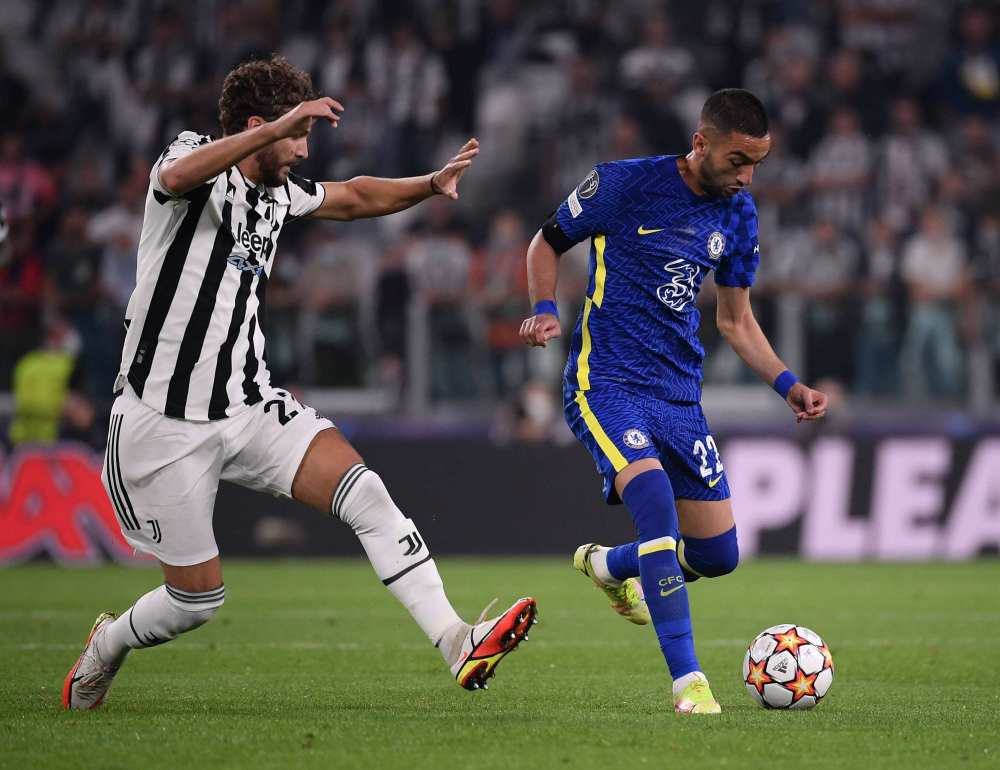 西亚卡姆和杰克逊半场均得分上双，二人合砍27分