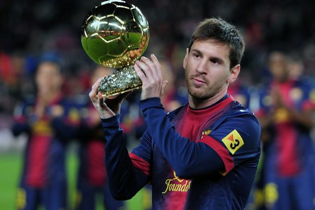 记者：德国足协内部有让诺伊尔回归的声音，需要纳帅主动出面（记者：德足协内部呼吁诺伊尔回归，需纳帅主动出面）