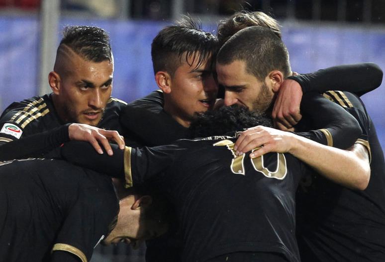 卡利亚里3-3热那亚，维蒂尼亚先拔头筹，阿龙-马丁扳平比分