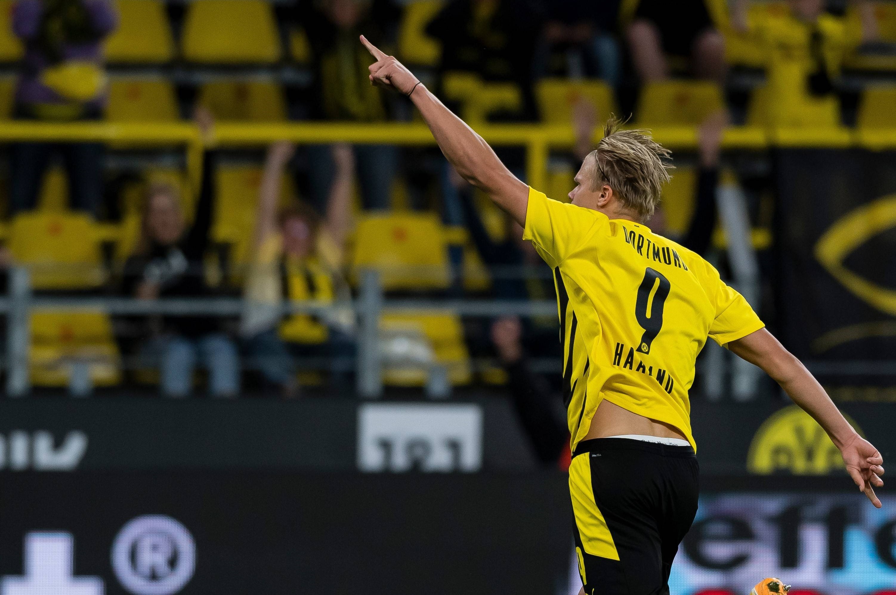 足球世界杯32强全部出炉，分档引巨大讨论（世界杯32强敲定，分档方案掀起热议）