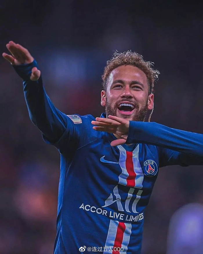 donk：chopper发高烧回合间只能闭眼休息，他真的燃尽了