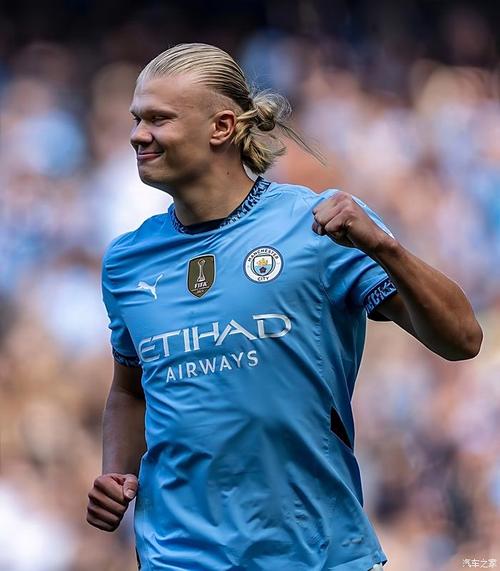 英乙球队连续两辆大巴爆胎，最终全队打车前往客场（英乙队两辆大巴相继爆胎，全队改乘出租车赴客场）