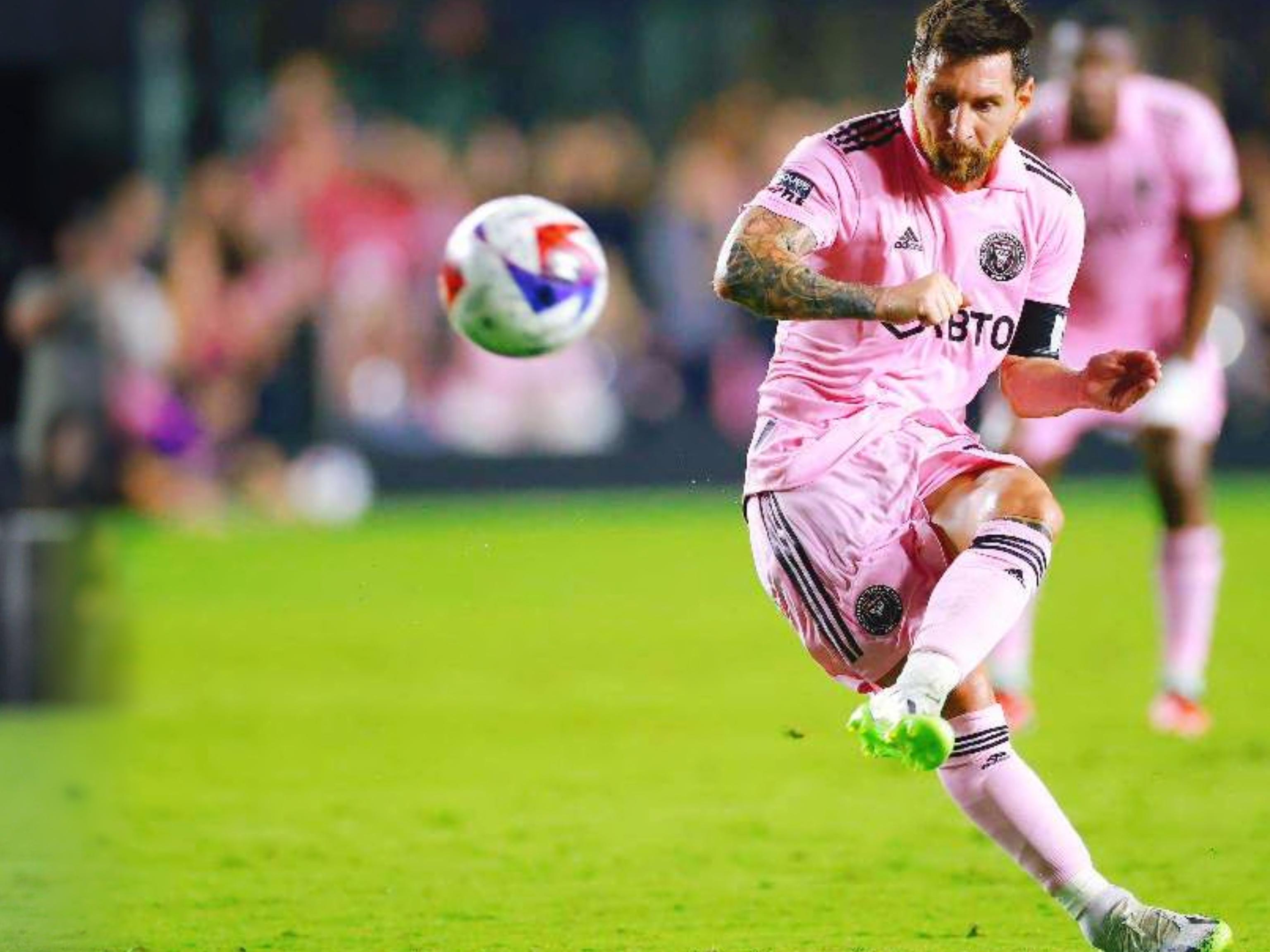 闪耀哥客场2-2战平多特，本赛季欧冠正赛仍一胜难求