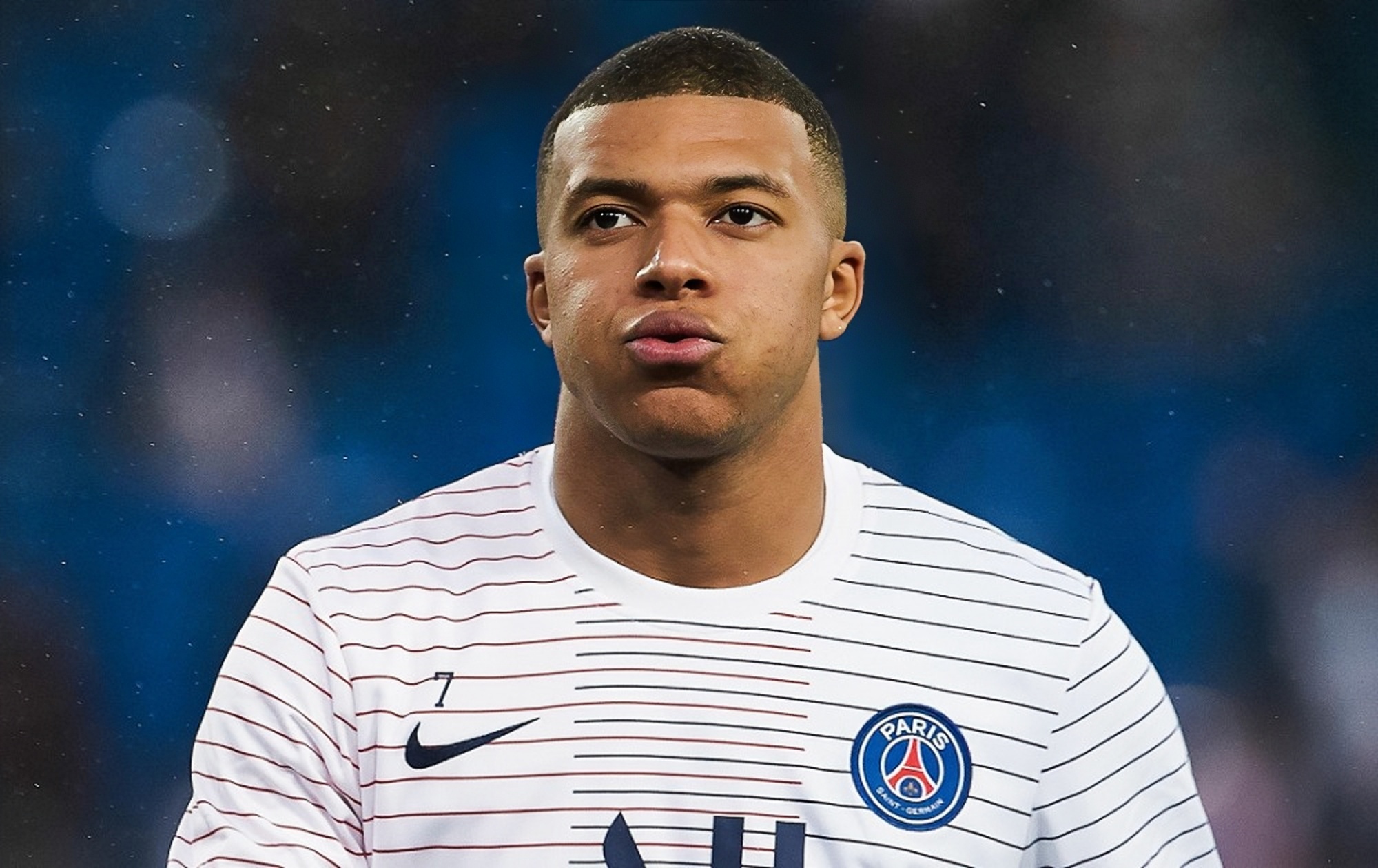 足球世界杯新晋黑马诞生，打法凶猛引世界关注（世界杯新黑马横空出世，强悍打法引发全球瞩目）